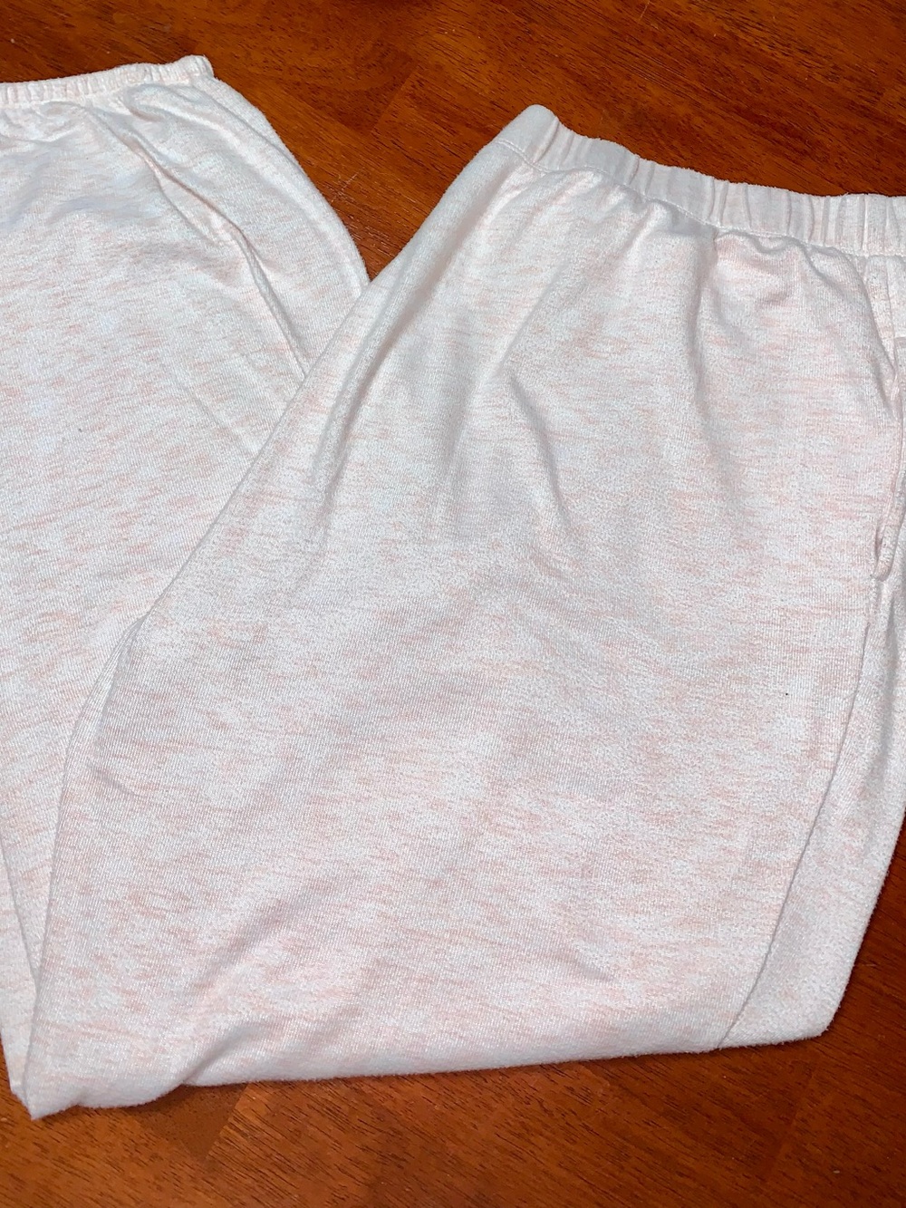HUE Pale Pink Lounge Sweatpants